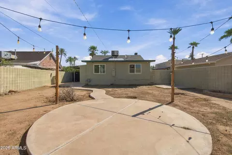 Exterior - 2210 N Mitchell St, Phoenix, AZ 85006 photo 3 of 5