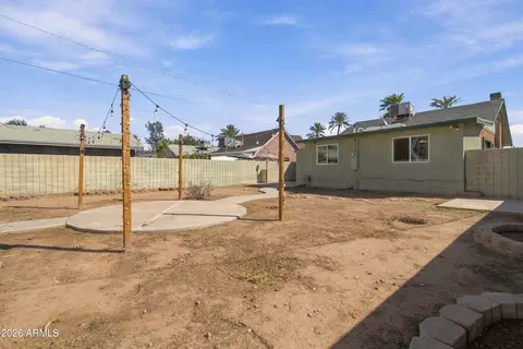 Exterior - 2210 N Mitchell St, Phoenix, AZ 85006 photo 5 of 5