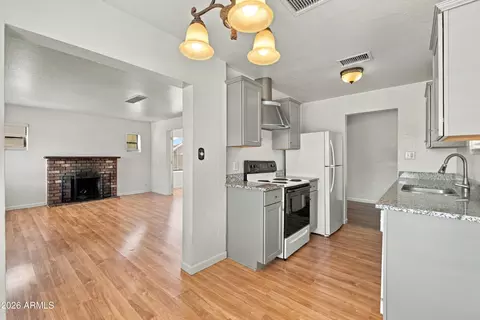Kitchen - 2210 N Mitchell St, Phoenix, AZ 85006 photo 2 of 3