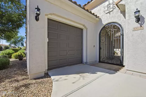 Exterior - 10910 E Travertine Ave, Mesa, AZ 85212 photo 8 of 8