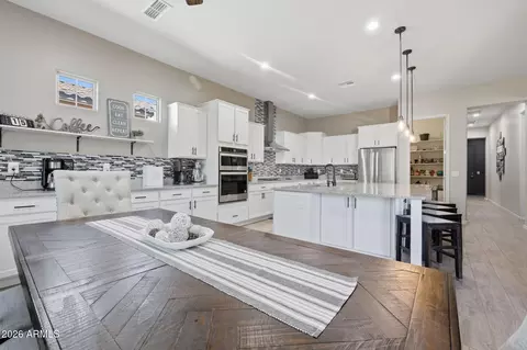 Kitchen - 10910 E Travertine Ave, Mesa, AZ 85212 photo 1 of 6