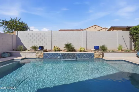 Exterior - 10910 E Travertine Ave, Mesa, AZ 85212 photo 3 of 8