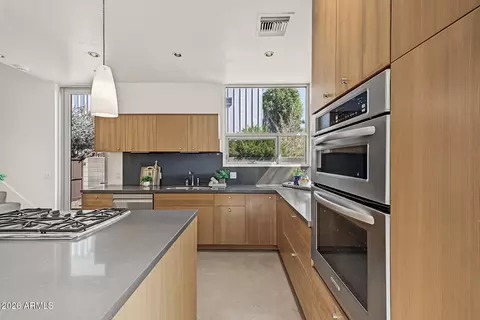 Kitchen - 5568 N 12th St, Phoenix, AZ 85014 photo 2 of 4