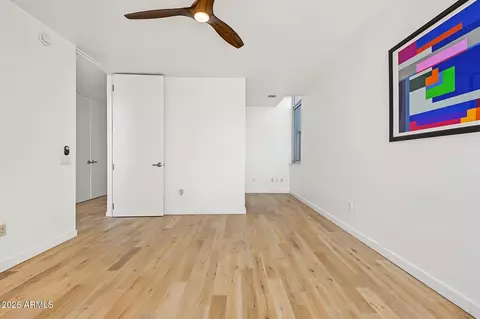 Bedroom - 5568 N 12th St, Phoenix, AZ 85014 photo 5 of 5