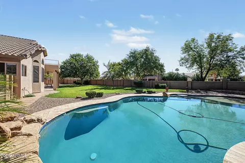 Exterior - 1343 E Ivanhoe St, Gilbert, AZ 85295 photo 12 of 13