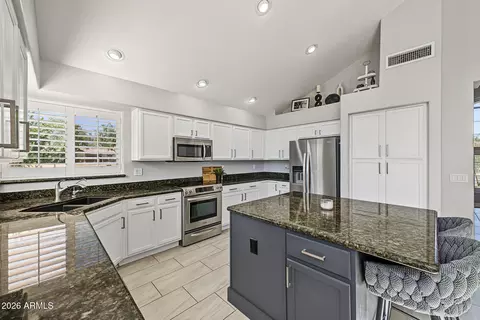 Kitchen - 1343 E Ivanhoe St, Gilbert, AZ 85295 photo 3 of 6