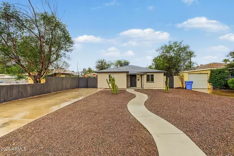 Exterior - 1006 E Weldon Ave, Phoenix, AZ 85014 photo 2 of 6