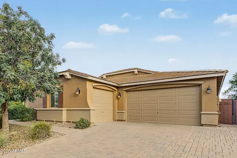 401 W Basswood Ave, San Tan Valley, AZ 85140