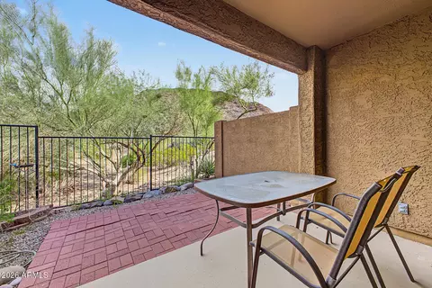 Exterior - 1545 E Sahuaro Dr #14, Phoenix, AZ 85020 photo 3 of 7