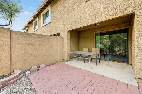 Exterior - 1545 E Sahuaro Dr #14, Phoenix, AZ 85020 photo 4 of 7