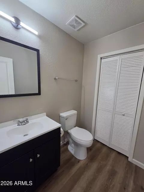 Bath - 504 N Quail Run Ave, Douglas, AZ 85607 photo 2 of 2