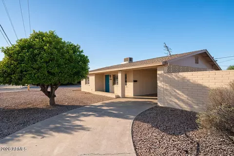 11804 N 111th Ave, Youngtown, AZ 85363