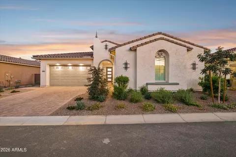 5861 N 207th Dr, Buckeye, AZ 85396