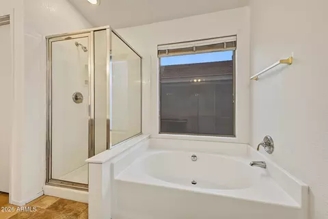 Bath - 147 E Palo Blanco Way, Gilbert, AZ 85296 photo 2 of 3