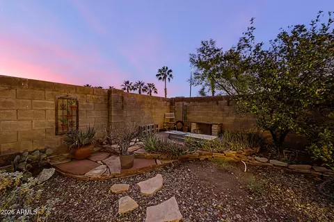 Exterior - 147 E Palo Blanco Way, Gilbert, AZ 85296 photo 11 of 17