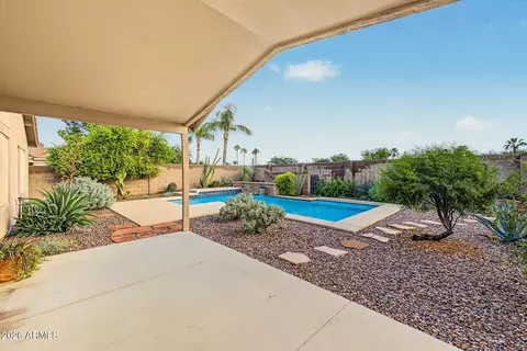 Exterior - 147 E Palo Blanco Way, Gilbert, AZ 85296 photo 12 of 17