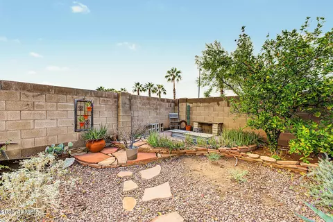 Exterior - 147 E Palo Blanco Way, Gilbert, AZ 85296 photo 16 of 17
