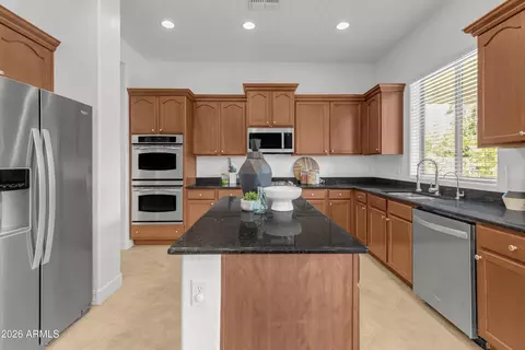 Kitchen - 4307 S Summit St, Gilbert, AZ 85297 photo 2 of 6