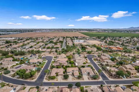 View/Area - 4307 S Summit St, Gilbert, AZ 85297 photo 5 of 6
