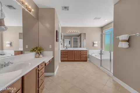 Bath - 4307 S Summit St, Gilbert, AZ 85297 photo 3 of 8