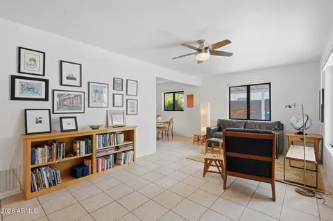 Living - 2508 E Pinchot Ave, Phoenix, AZ 85016 photo 1 of 2