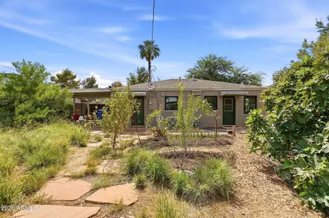 Exterior - 2508 E Pinchot Ave, Phoenix, AZ 85016 photo 5 of 10