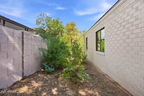 Exterior - 2508 E Pinchot Ave, Phoenix, AZ 85016 photo 10 of 10