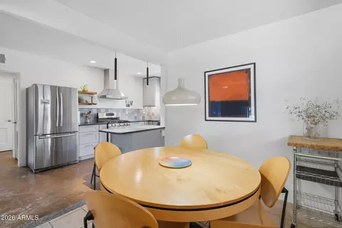 Dining - 2508 E Pinchot Ave, Phoenix, AZ 85016 photo 3 of 3