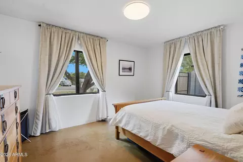 Bedroom - 2508 E Pinchot Ave, Phoenix, AZ 85016 photo 1 of 2