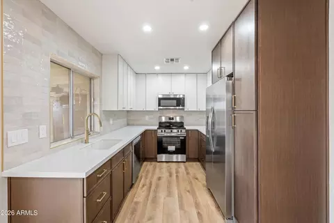 4751 W Palmaire Ave, Glendale, AZ 85301