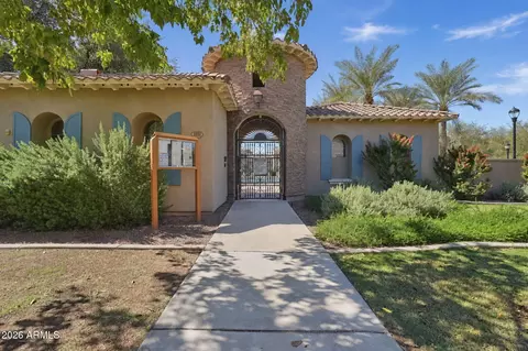 Exterior - 2662 S Harmony Ave, Gilbert, AZ 85295 photo 6 of 10