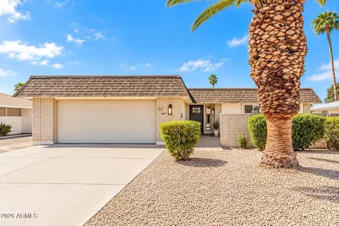 10914 W Saratoga Cir, Sun City, AZ 85351