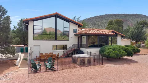 925 E Saddlehorn Rd, Sedona, AZ 86351