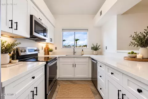 1287 N Alma School Rd #210, Chandler, AZ 85224