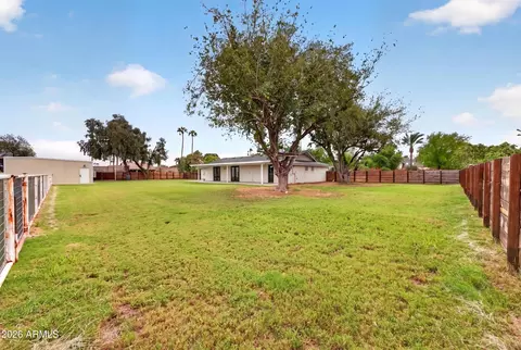 Exterior - 1000 E Houston Ave, Gilbert, AZ 85234 photo 3 of 9