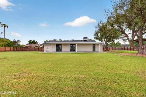 Exterior - 1000 E Houston Ave, Gilbert, AZ 85234 photo 1 of 9
