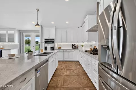 Kitchen - 1000 E Houston Ave, Gilbert, AZ 85234 photo 6 of 6