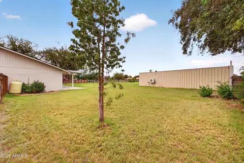 Exterior - 1000 E Houston Ave, Gilbert, AZ 85234 photo 6 of 9