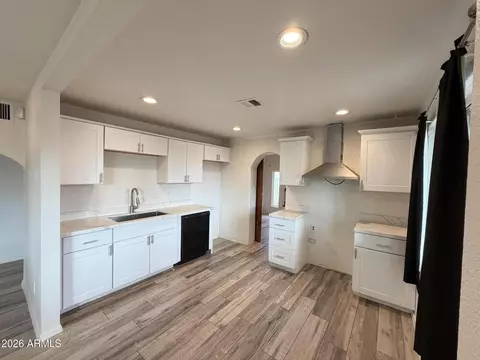 Kitchen - 2802 W Meadowbrook Ave, Phoenix, AZ 85017 photo 1 of 1