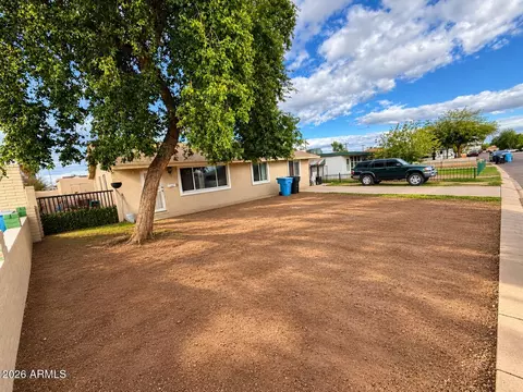 Exterior - 2802 W Meadowbrook Ave, Phoenix, AZ 85017 photo 1 of 5