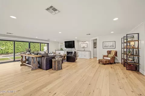 Other - 4541 N 43rd St, Phoenix, AZ 85018 photo 3 of 8