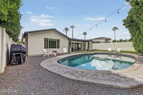 Exterior - 4541 N 43rd St, Phoenix, AZ 85018 photo 9 of 19