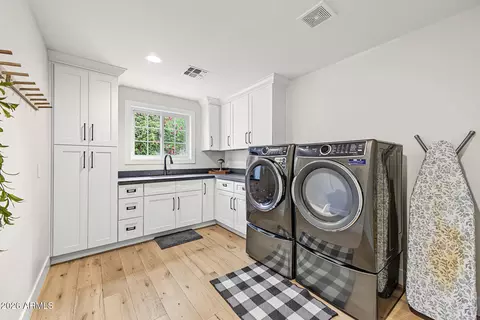 Other - 4541 N 43rd St, Phoenix, AZ 85018 photo 6 of 8
