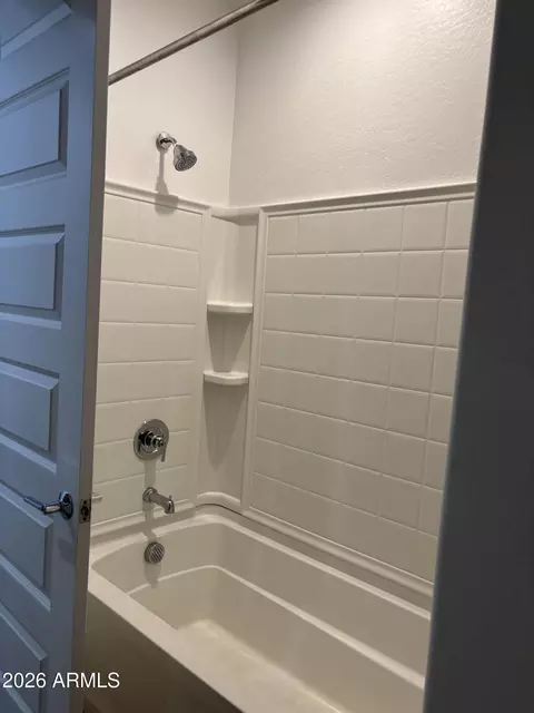 Bath - 3084 E 27th Ave, Apache Junction, AZ 85119 photo 3 of 3