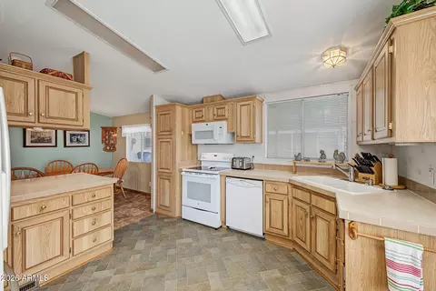 2400 E Baseline Ave #171, Apache Junction, AZ 85119 photo 4
