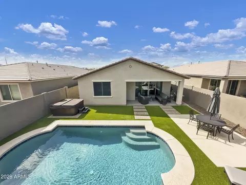 Exterior - 3311 S 75th Ln, Phoenix, AZ 85043 photo 3 of 8