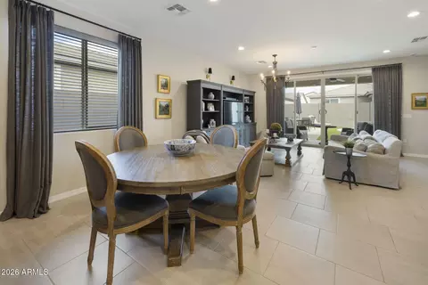 Dining - 3311 S 75th Ln, Phoenix, AZ 85043 photo 1 of 3