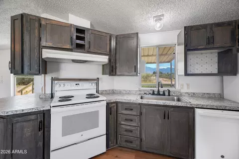 4925 S Natoma Trl, Sierra Vista, AZ 85650