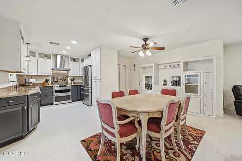 Dining - 2843 E Acoma Dr, Phoenix, AZ 85032 photo 1 of 3