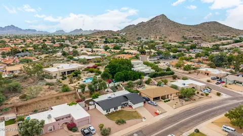 View/Area - 2843 E Acoma Dr, Phoenix, AZ 85032 photo 5 of 11